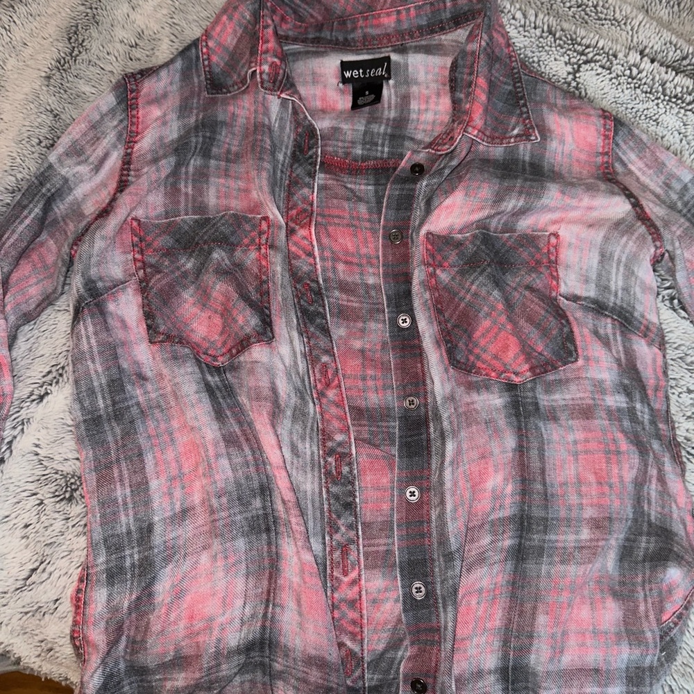 Plaid button down - Picture 5 of 7